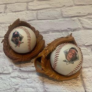 Cleveland Indians 1995 mini gloves and baseballs vintage